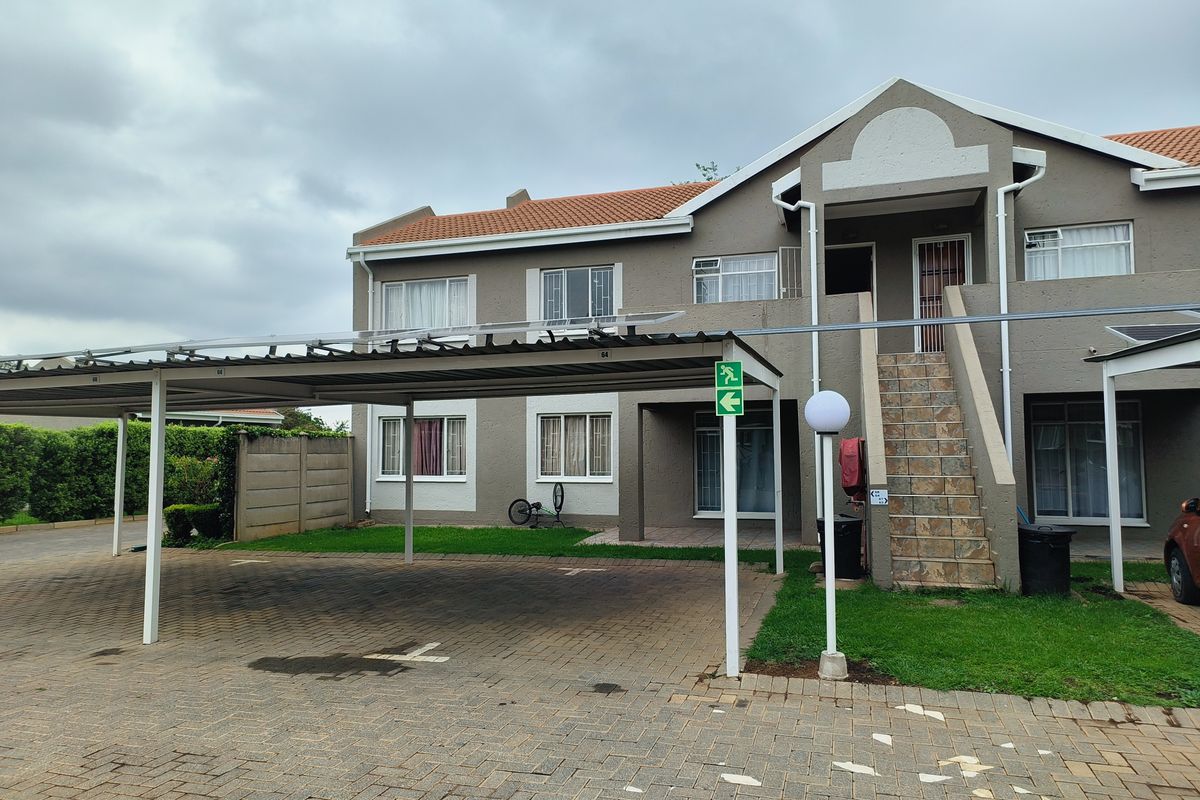 Three Bedroom Apartment For Sale in Kannoniers Park a perfect Investment opportunity - Photo 2