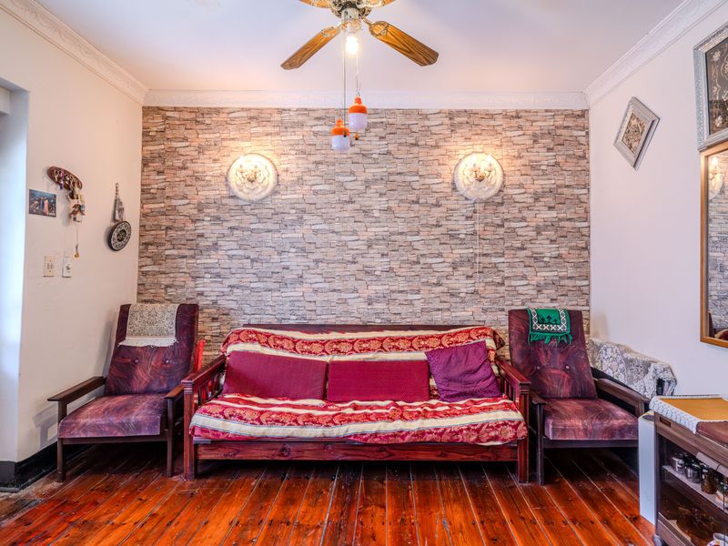 Prime Bo-Kaap Opportunity – Move-In Ready & Full of Character - Photo 6