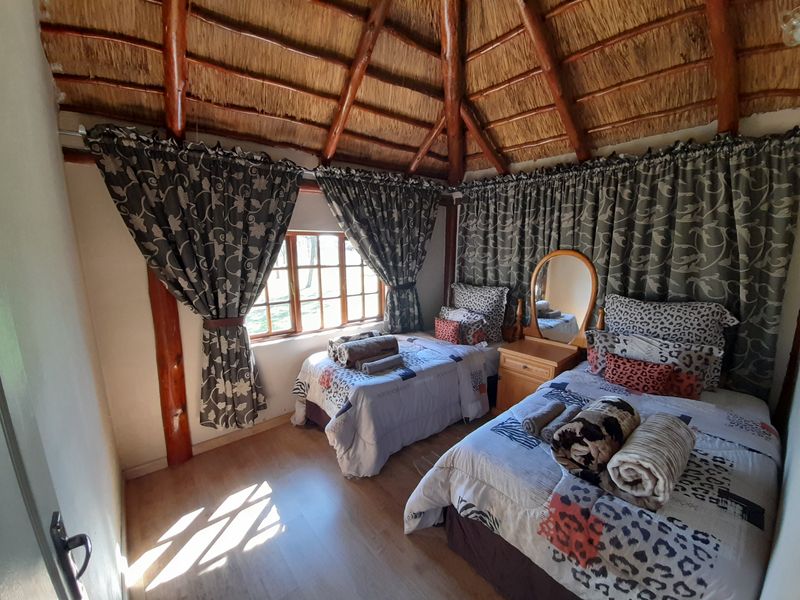 Furnished Townhouse with River Access @ R10,500 - Photo 8