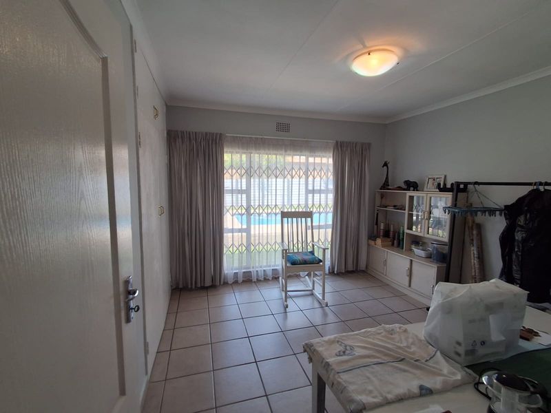 3 Bedroom House for Sale in Visagie Park Nigel R2 300 000 - Photo 8