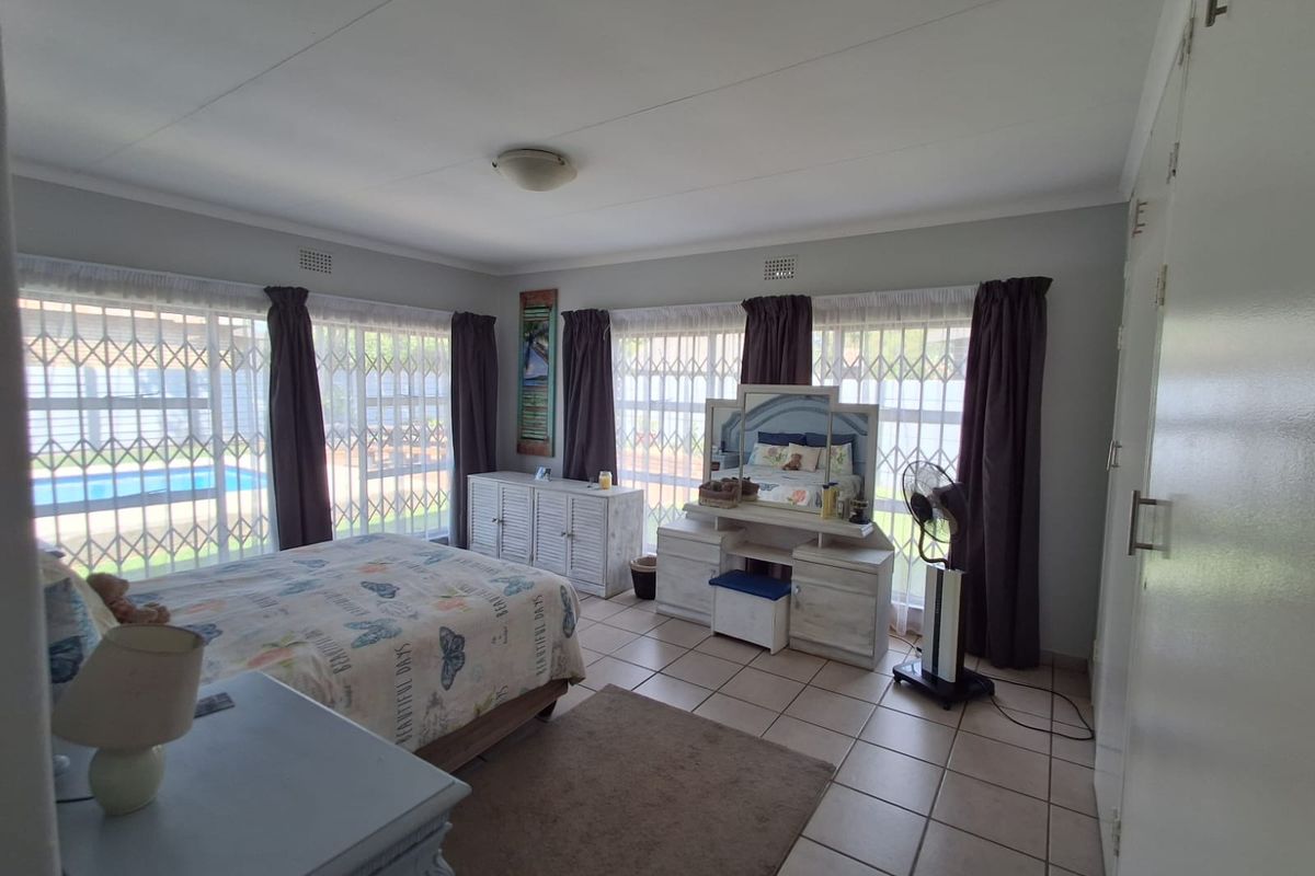 3 Bedroom House for Sale in Visagie Park Nigel R2 300 000 - Photo 5