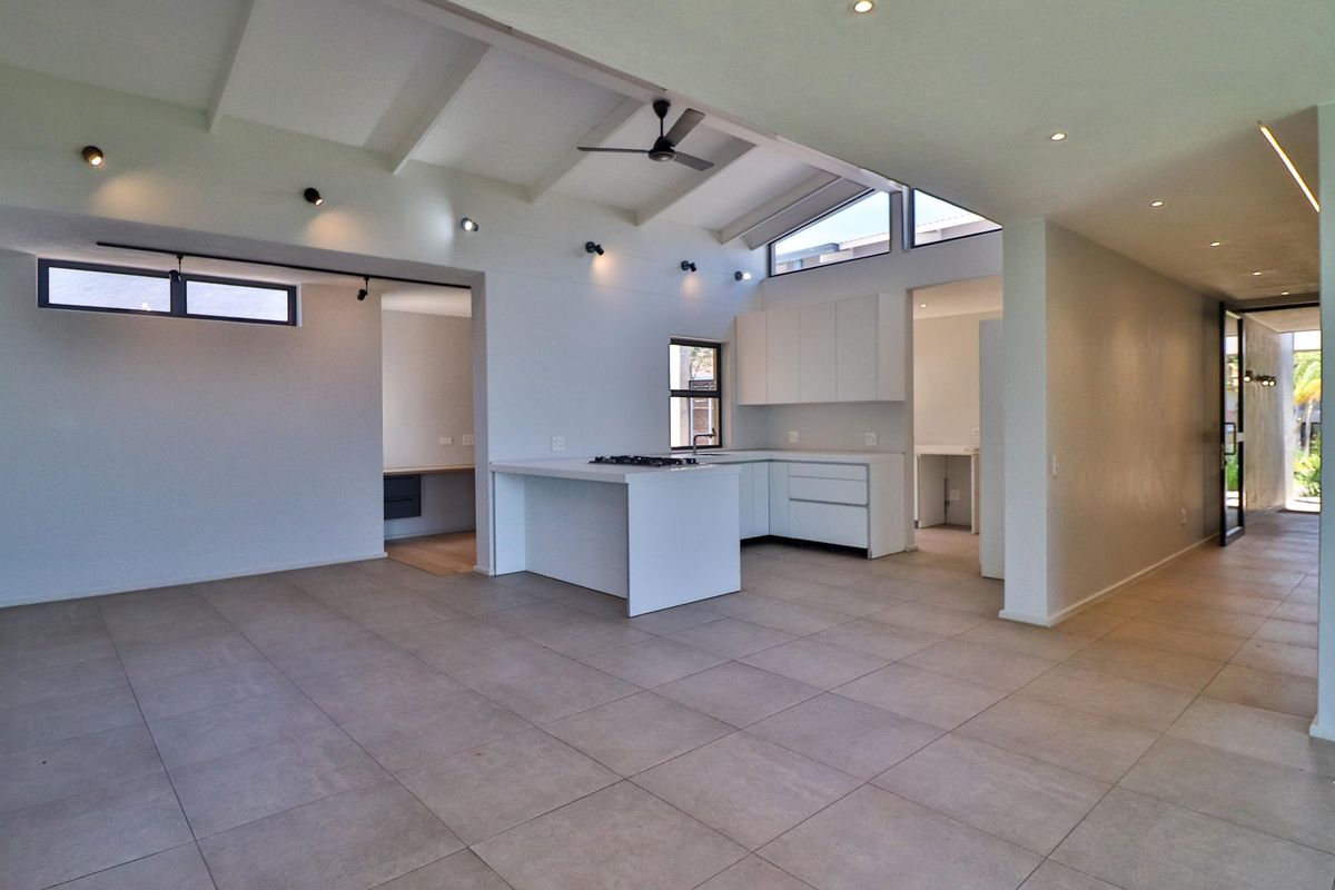 Discover tranquility in this stunning 3 bedroom house in The Rest Eco Estate, Nelspruit! - Photo 5