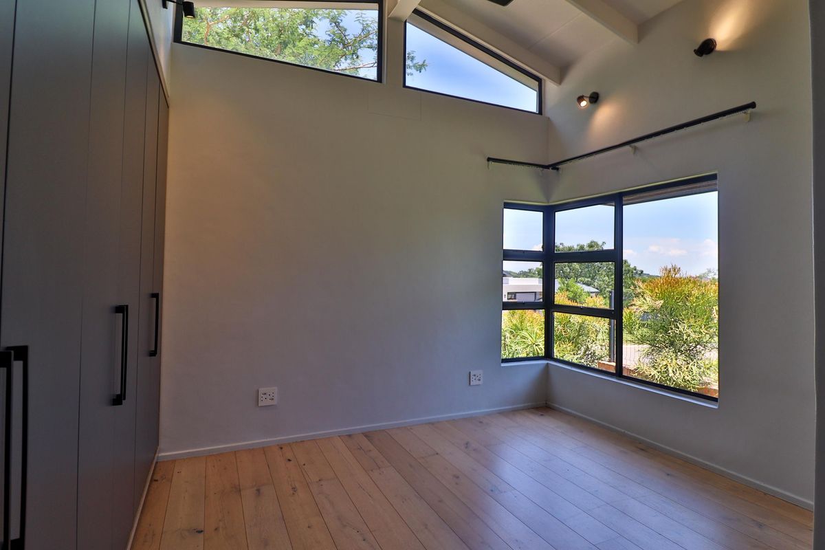 Discover tranquility in this stunning 3 bedroom house in The Rest Eco Estate, Nelspruit! - Photo 2