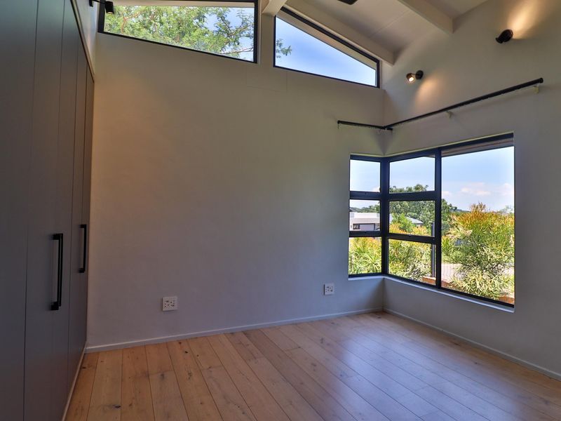 Discover tranquility in this stunning 3 bedroom house in The Rest Eco Estate, Nelspruit! - Photo 2
