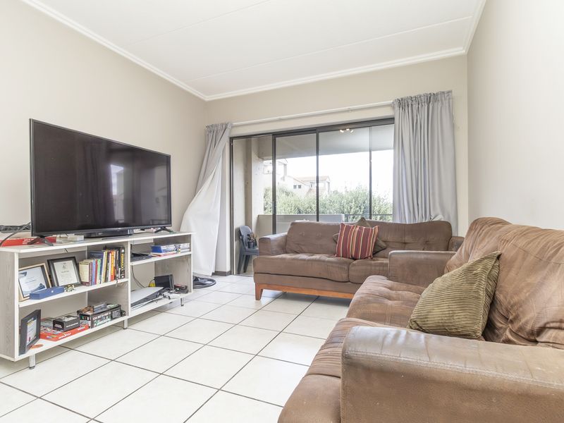 Modern Living At The Matrix - Photo 2