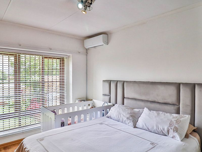 Exquisite Home in a Secure Estate! - Photo 9