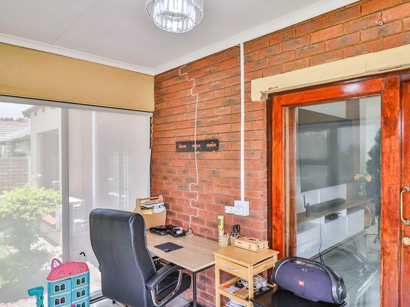 Exquisite Home in a Secure Estate! - Photo 8