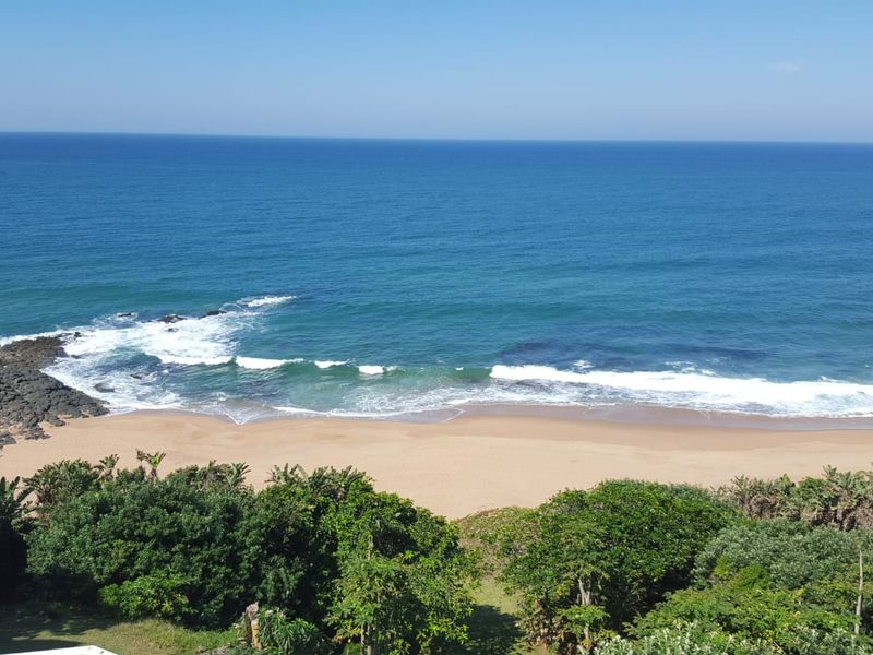 Absolute Beachfront Masterpiece. A Rare Coastal Asset with Unrivalled Potential - Photo 2