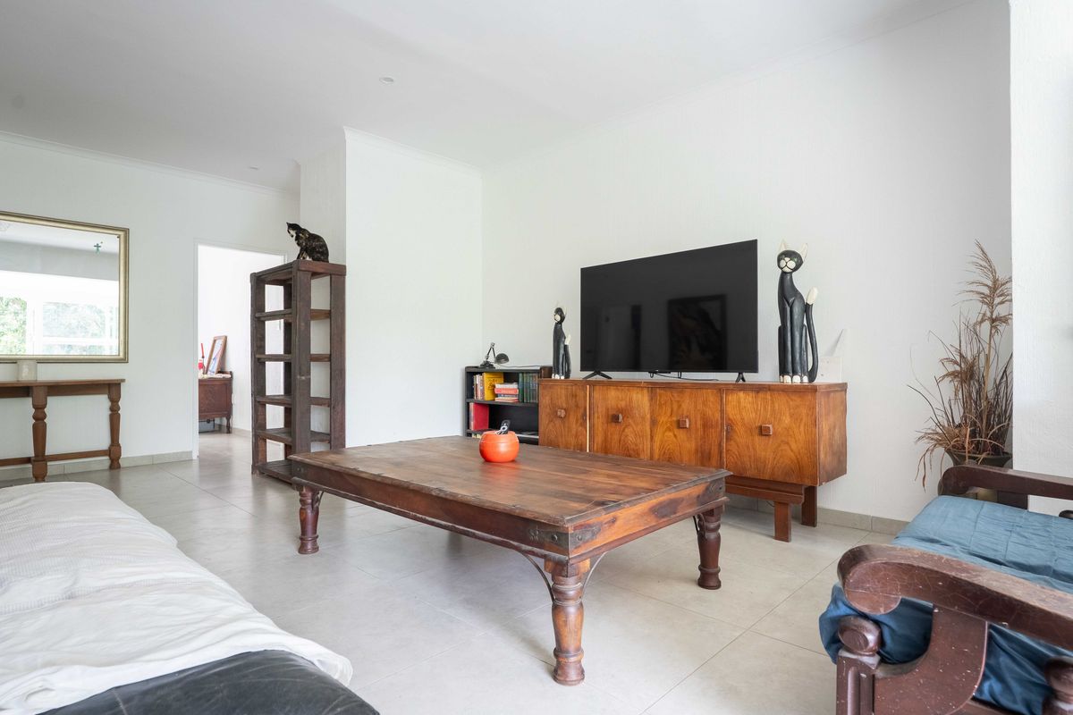 Newly renovated house - Photo 4