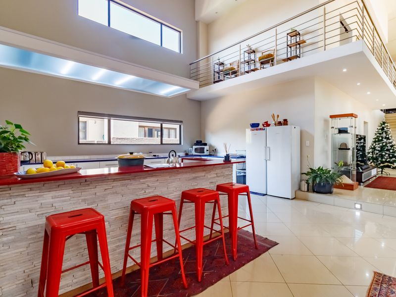 Where Timeless Design Meets Effortless Living! - Photo 4