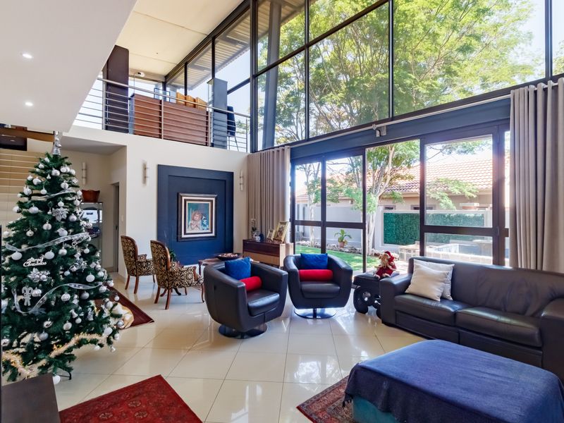 Where Timeless Design Meets Effortless Living! - Photo 8