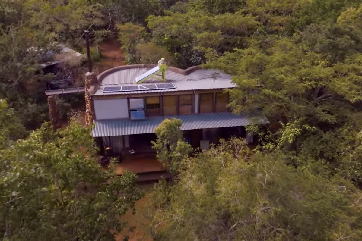 Bakoni Hideaway – Off-Grid Mountain Retreat in Schoemanskloof - Photo 2