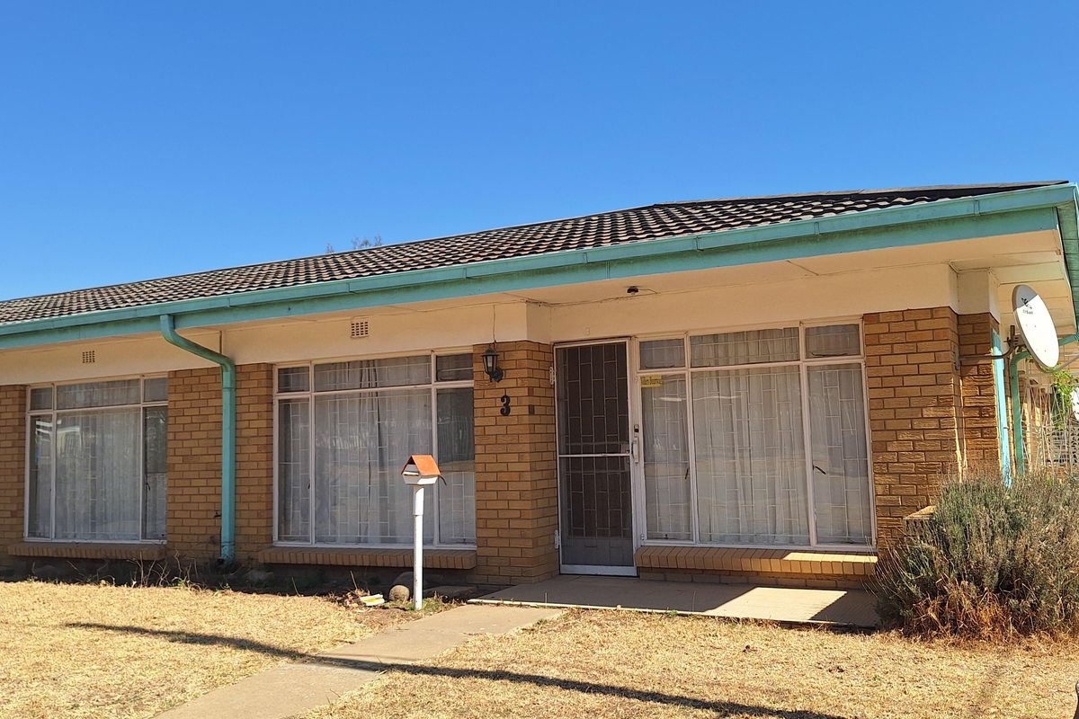 Flat for sale - Photo 2