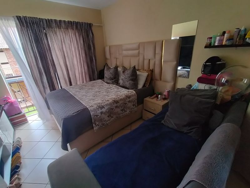 Move-In Ready Studio Living in Popular Wonderpark Estate - Photo 9