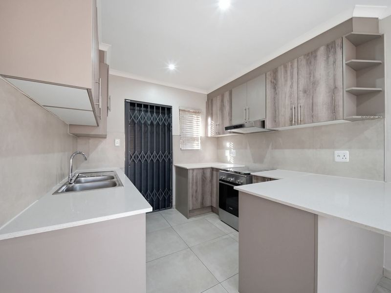Family Home for Sale in Secunda – Prime Location Close to Schools & Shopping Centres - Photo 6