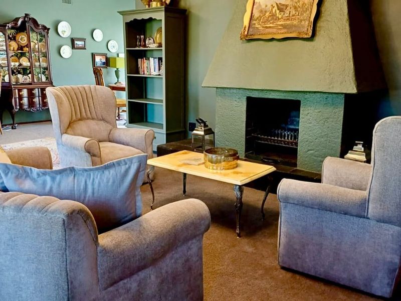 Discover this charming 4-bedroom guest house for sale in Parys, perfect for investment or family - Photo 8