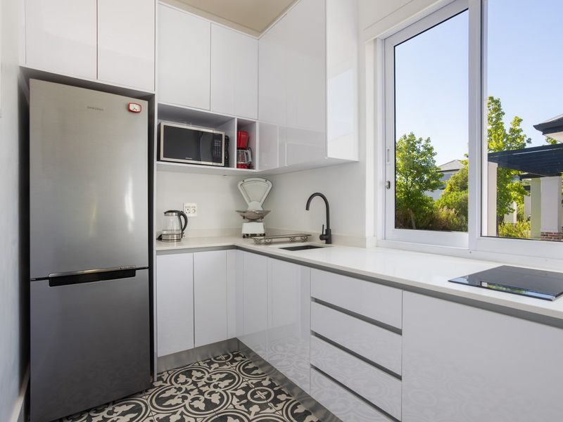 Immaculate Contemporary Home with Eclectic Elegance - Photo 9