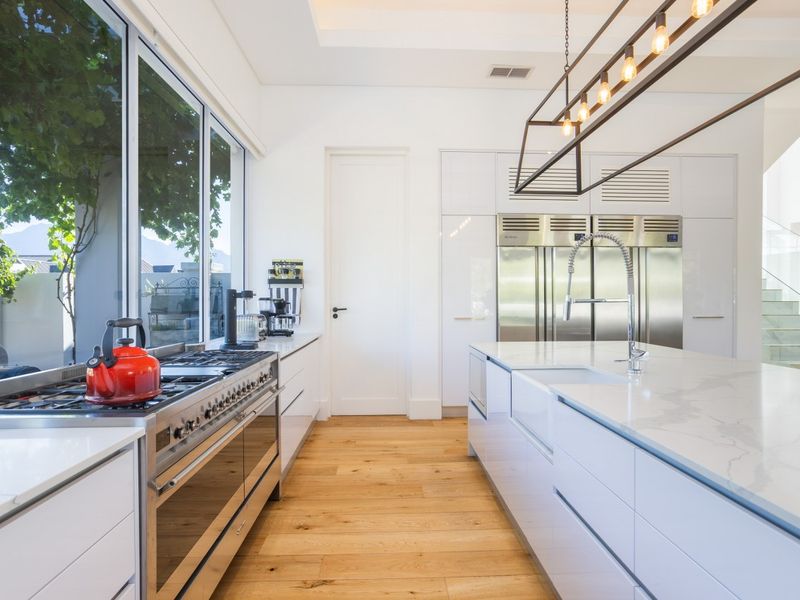 Immaculate Contemporary Home with Eclectic Elegance - Photo 7