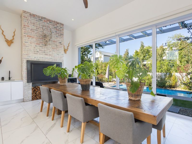 Immaculate Contemporary Home with Eclectic Elegance - Photo 6