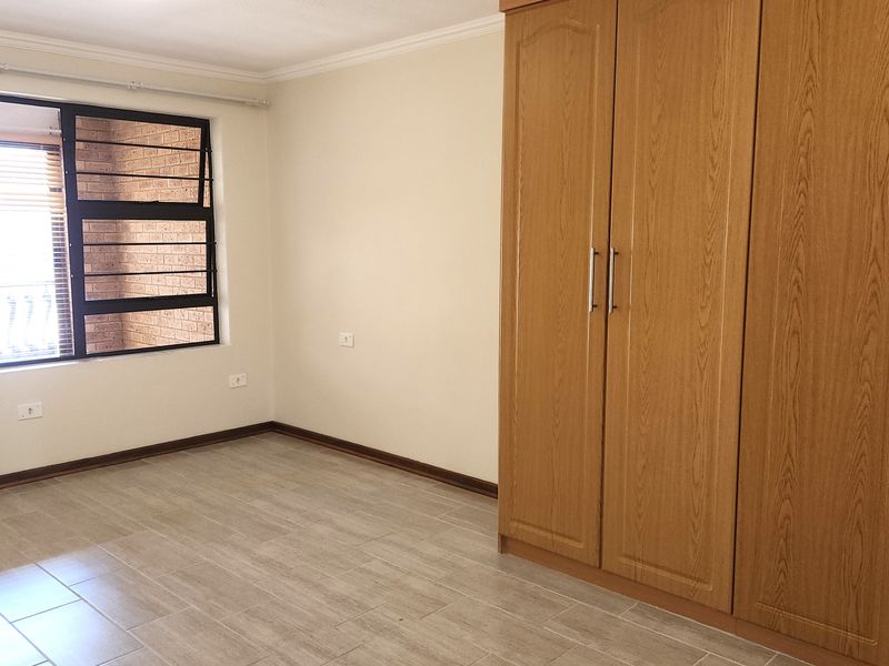 1-bedroom retirement unit - Photo 10