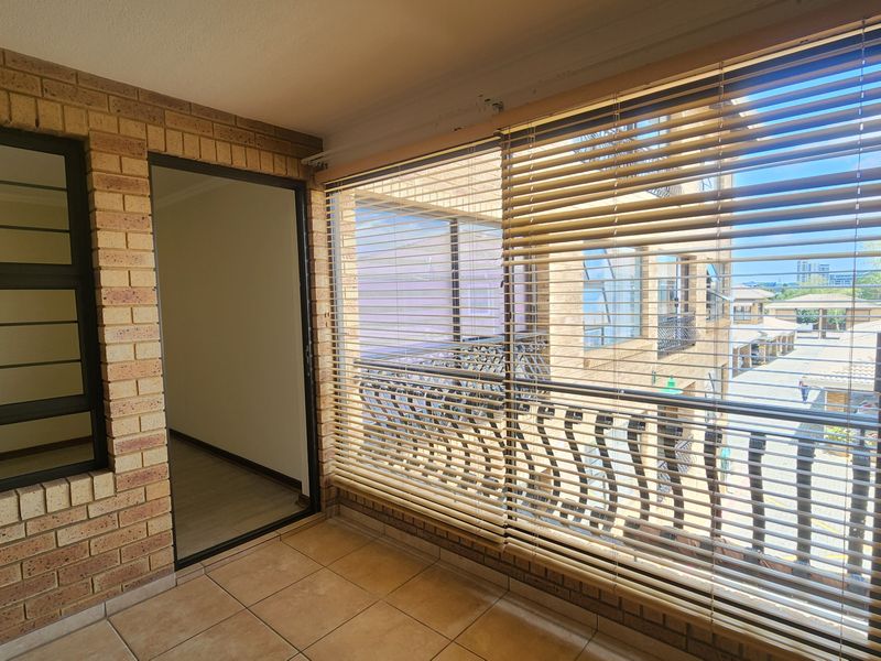 1-bedroom retirement unit - Photo 9