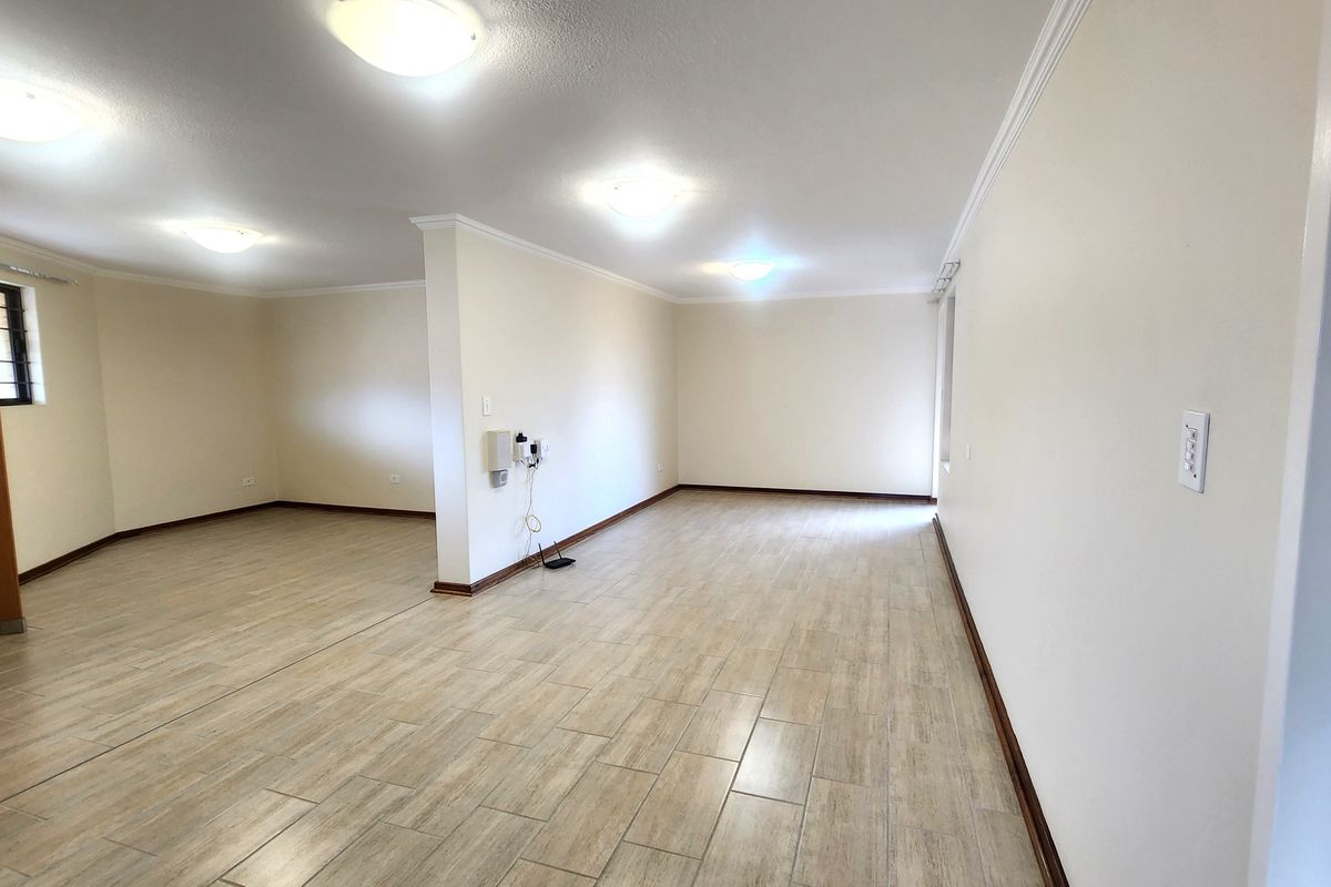 1-bedroom retirement unit - Photo 3