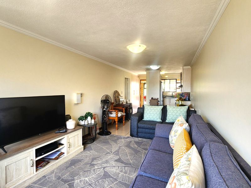 1-bedroom retirement unit - Photo 8