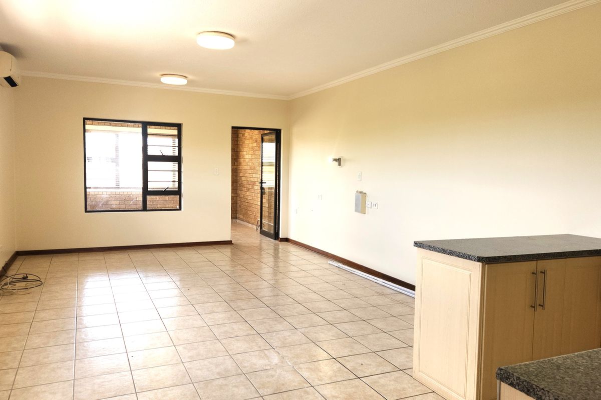 1-bedroom retirement unit - Photo 4