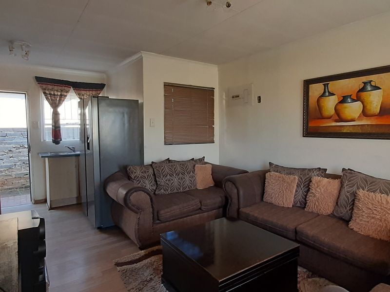 Stunning Freehold Home for Sale in Vanderbijlpark CE7 – Your Dream Awaits! - Photo 8