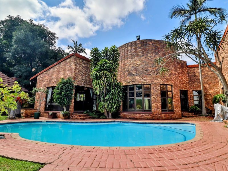 A RARE LOWVELD SANCTUARY WHERE PRIVACY MEETS LIFESTYLE - Photo 8