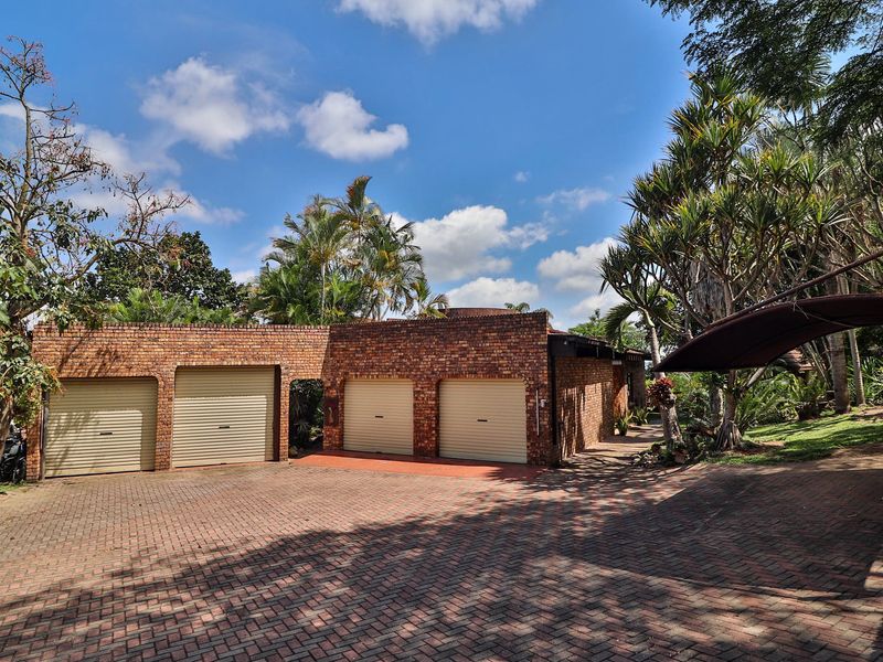 A RARE LOWVELD SANCTUARY WHERE PRIVACY MEETS LIFESTYLE - Photo 3