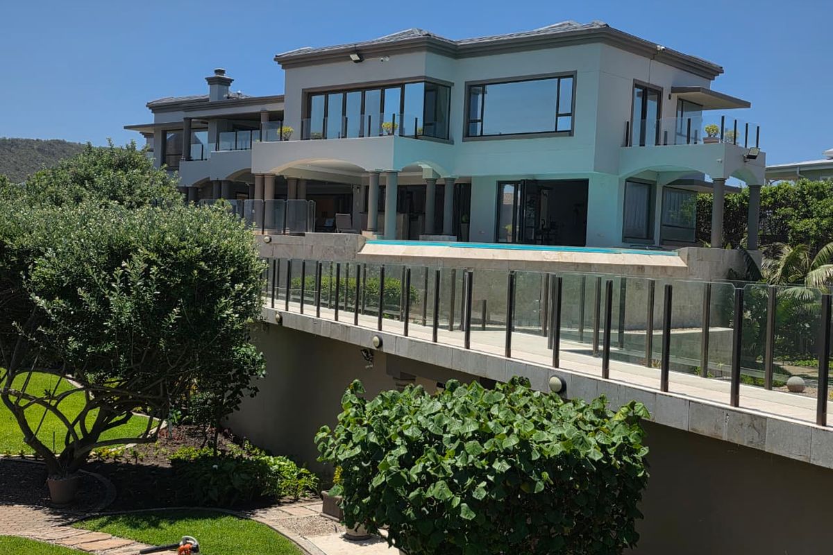 Exceptional Beachfront Residence on Myoli Beach Boulevard - Photo 2