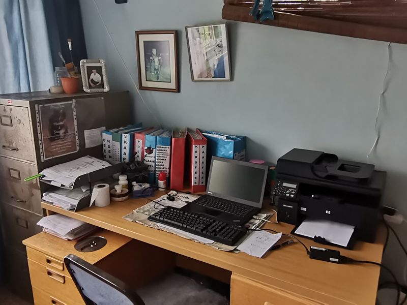 Charming 3-Bedroom Home in Sought-After Three Rivers - Photo 6