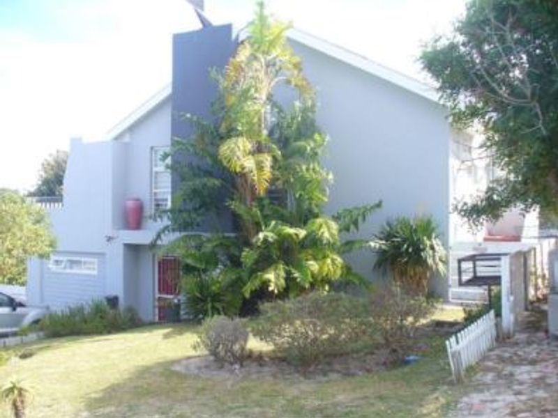 House For Sale In Gansbaai - Photo 2