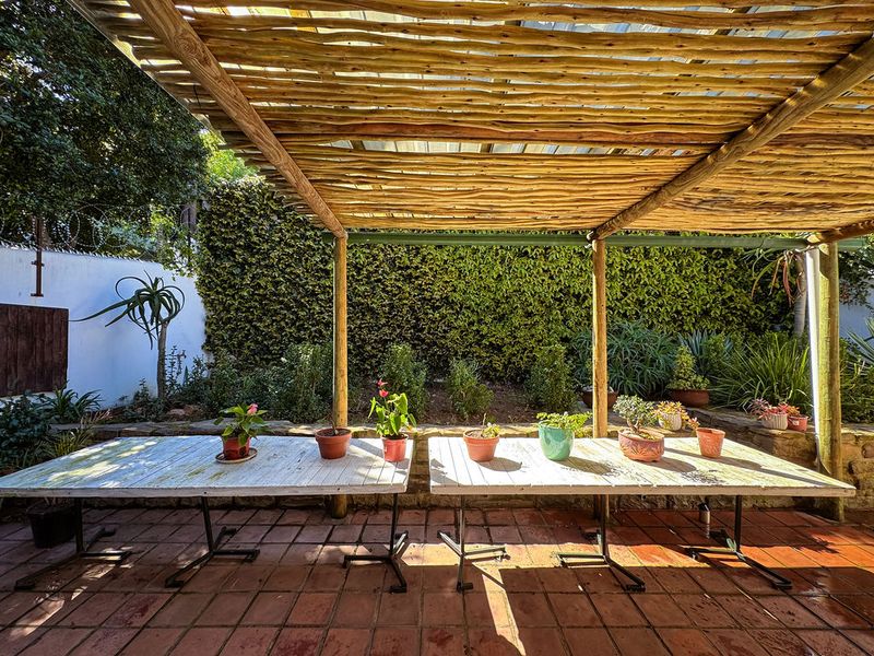 Historic Coach House For Sale In Tulbagh, Church Street, circa 1864 - Photo 3