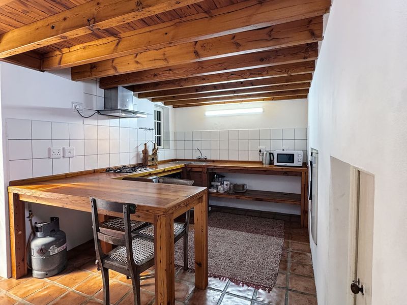 Historic Coach House For Sale In Tulbagh, Church Street, circa 1864 - Photo 9