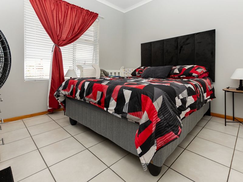 Ideal Starter Home or Lock-Up-and-Go Opportunity - Photo 10