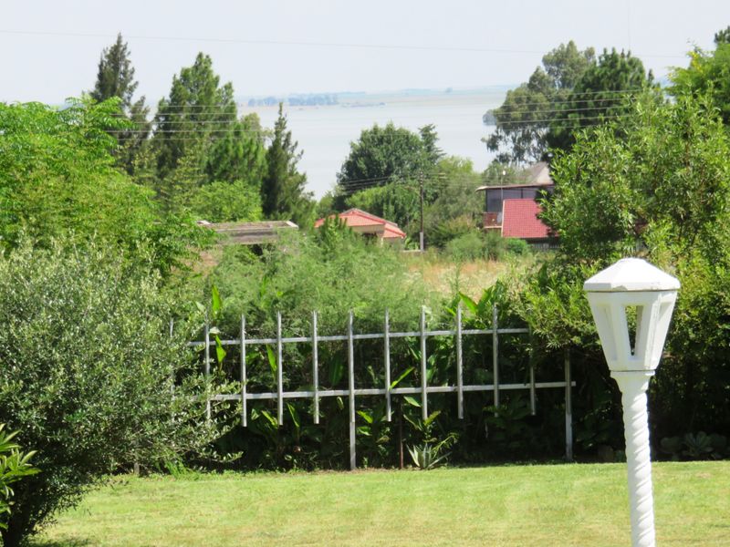 Move in Ready house in Deneysville, Vaal Dam - Photo 2