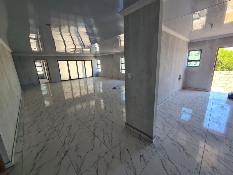 Partially Complete Family Home in Paradise Beach, Jeffreys Bay - Photo 10