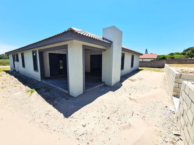 Partially Complete Family Home in Paradise Beach, Jeffreys Bay - Photo 4