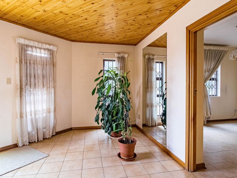 Owner Says Sell!  What-A-Lot-I-Got! - Photo 10