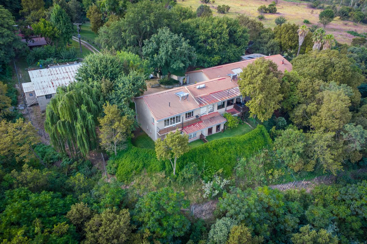 22.4 Ha Riverfront Guest House & Farm - Photo 3