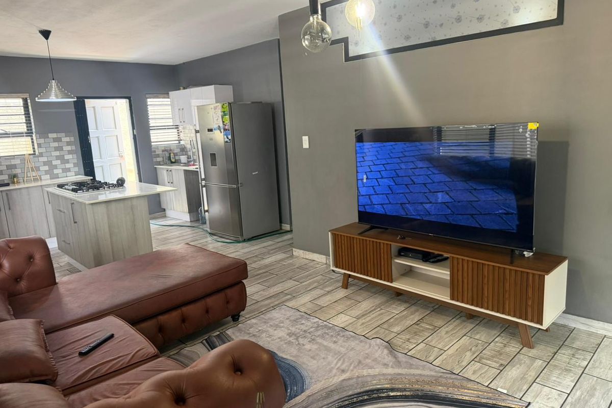 Beautiful Duplex in a secure Estate - Photo 5