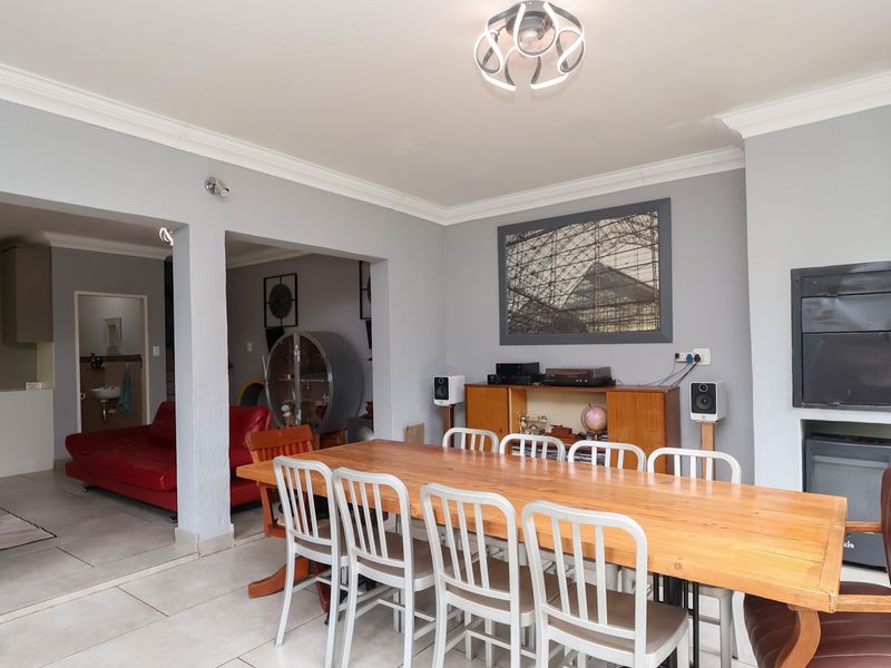 Immaculate Home with Private Balcony and Entertainer’s Patio - Photo 10