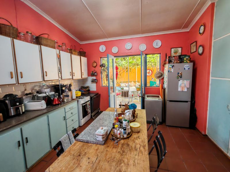 Charming Karoo Cape-Dutch Home in Cradock for Sale - Photo 7