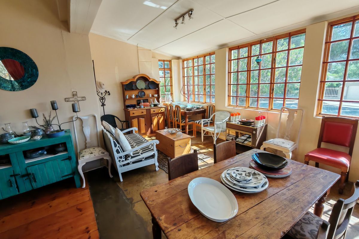 Charming Karoo Cape-Dutch Home in Cradock for Sale - Photo 4
