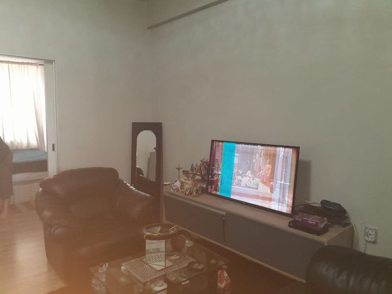 Neat  Apartment - Photo 7