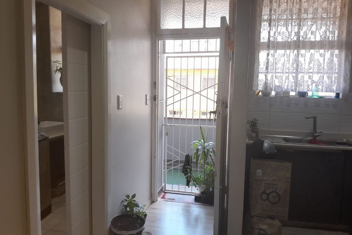 Neat  Apartment - Photo 5