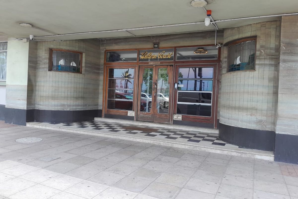 Neat  Apartment - Photo 2