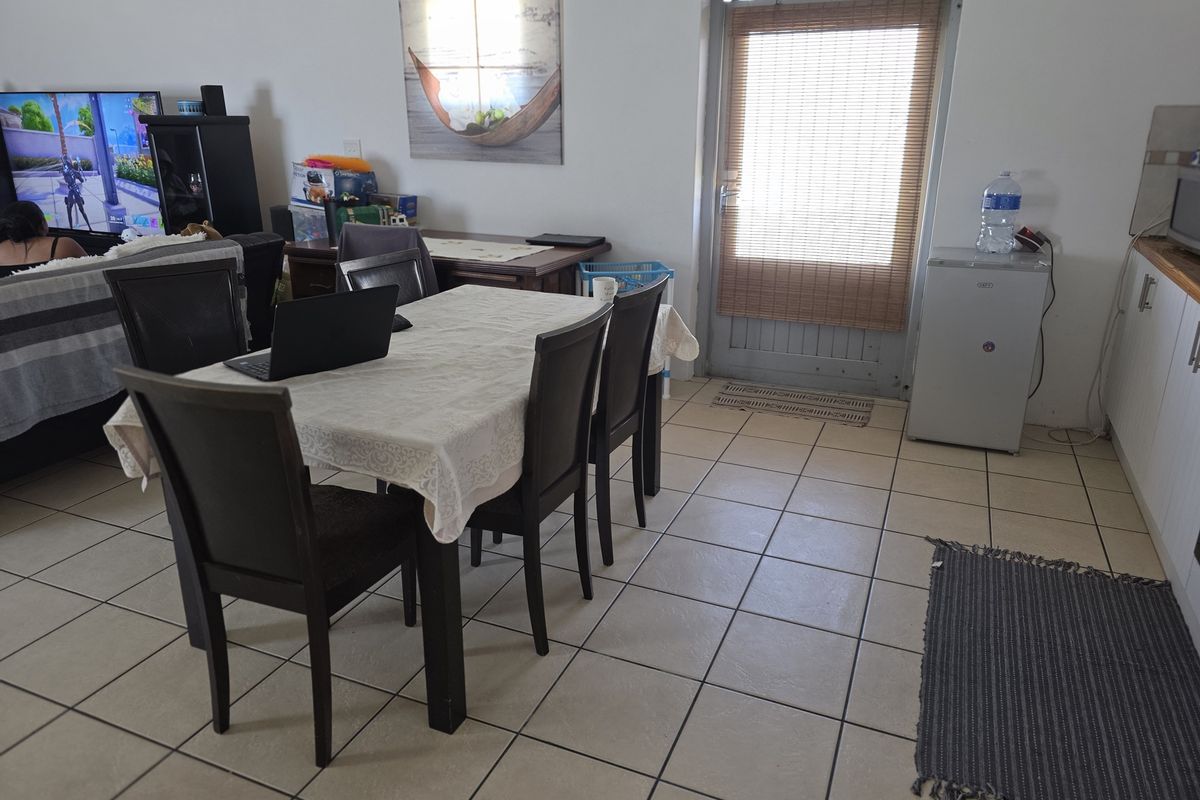 Neat Corner Unit with Large Garden in De Oude Arena - Photo 5